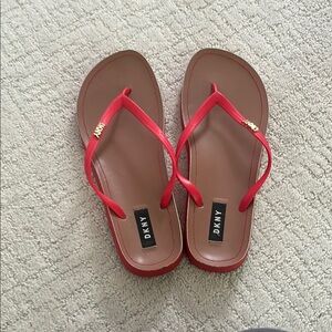 DKNY Red Sandals Classic Summer Style size 10